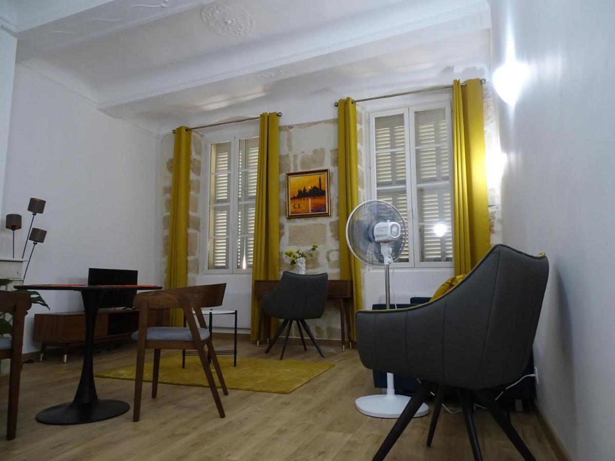 Blue Fountain Luxueux Studio Aix Centre Historique -Wifi-Smart Tv- آيكس أومبروفينس المظهر الخارجي الصورة
